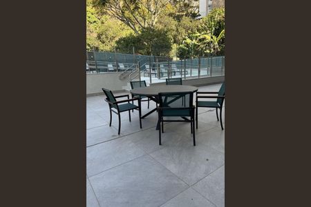 Apartamento à venda com 72m², 2 quartos e 3 vagas