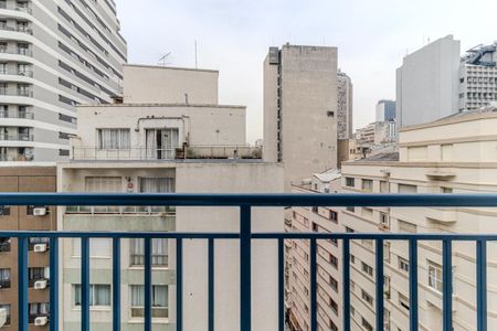 Varanda de kitnet/studio para alugar com 1 quarto, 22m² em República, São Paulo