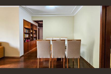 Sala de apartamento à venda com 3 quartos, 105m² em Vila Sofia, São Paulo