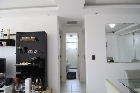 Sala - Corredor de apartamento à venda com 2 quartos, 80m² em Barra da Tijuca, Rio de Janeiro
