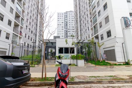 Apartamento para alugar com 71m², 2 quartos e 1 vagaFachada