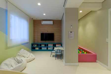 Apartamento para alugar com 71m², 2 quartos e 1 vagaÁrea comum