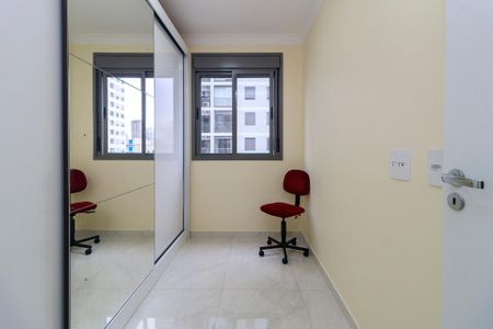 Apartamento para alugar com 71m², 2 quartos e 1 vagaQuarto 
