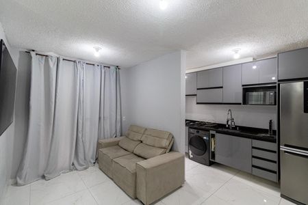 Sala/Cozinha/Área de Serviço  de apartamento para alugar com 2 quartos, 41m² em Jardim America da Penha, São Paulo