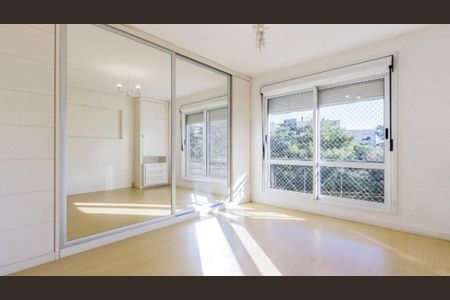 Apartamento para alugar com 3 quartos, 110m² em Auxiliadora, Porto Alegre