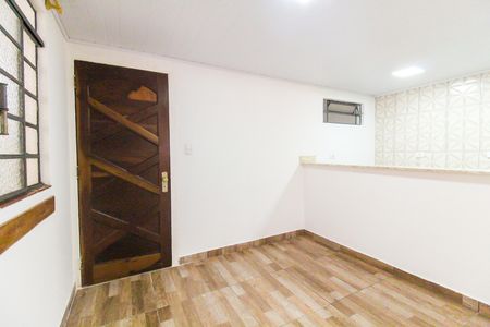 Sala de casa para alugar com 1 quarto, 40m² em Itaquera, São Paulo
