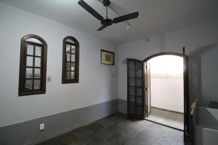 Sala de casa de condomínio para alugar com 2 quartos, 108m² em Barra Olímpica, Rio de Janeiro
