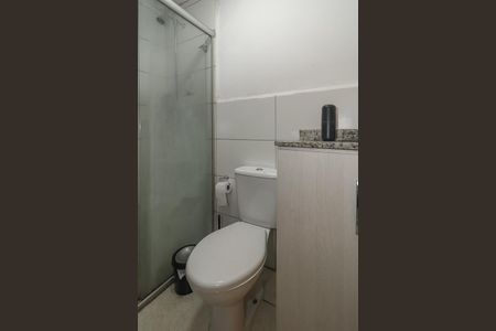 Banheiro da Suíte de apartamento à venda com 2 quartos, 50m² em Morro Santana, Porto Alegre