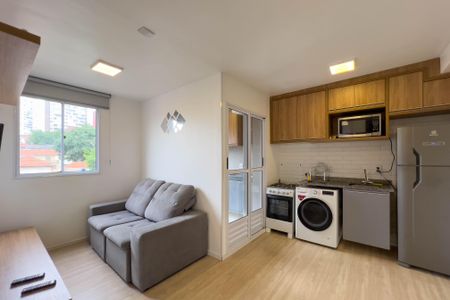 Sala e cozinha de apartamento para alugar com 1 quarto, 30m² em Ipiranga, São Paulo