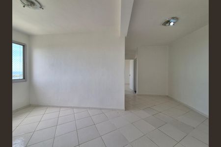 Sala de apartamento para alugar com 2 quartos, 58m² em Barra da Tijuca, Rio de Janeiro