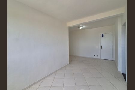 Sala  de apartamento para alugar com 2 quartos, 58m² em Barra da Tijuca, Rio de Janeiro