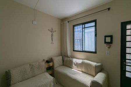 Apartamento à venda com 2 quartos, 42m² em Jaqueline, Belo Horizonte