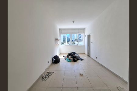 Sala/Quarto/Cozinha  de apartamento para alugar com 1 quarto, 35m² em Laranjeiras, Rio de Janeiro