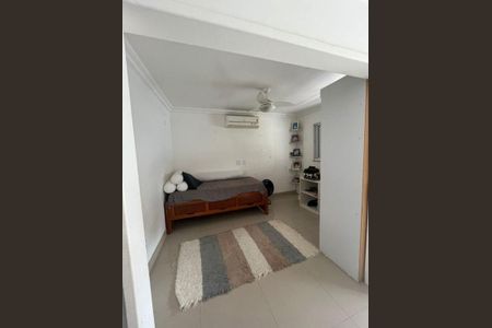 Casa à venda com 3 quartos, 188m² em Itaipu, Niterói