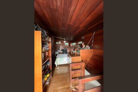 Casa à venda com 3 quartos, 188m² em Itaipu, Niterói