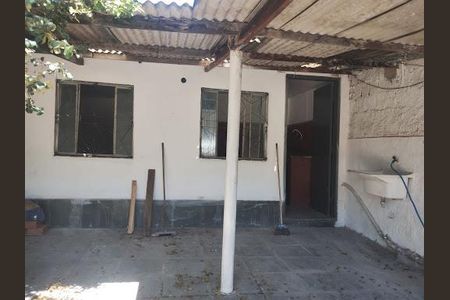 Casa à venda com 2 quartos, 70m² em Barreto, Niterói