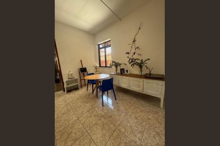 Casa à venda com 4 quartos, 180m² em Santa Rosa, Niterói