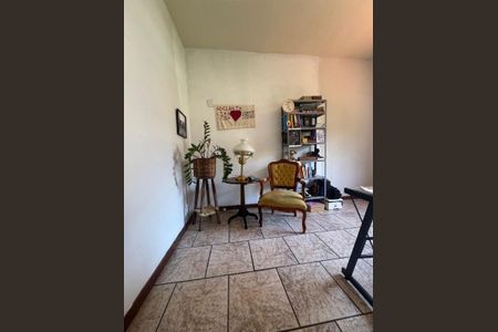 Casa à venda com 4 quartos, 180m² em Santa Rosa, Niterói