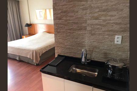 Apartamento à venda com 2 quartos, 74m² em Barra da Tijuca, Rio de Janeiro