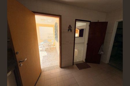 Casa à venda com 3 quartos, 170m² em Itaipu, Niterói