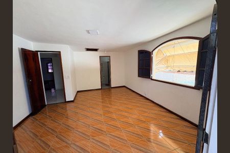 Casa à venda com 3 quartos, 170m² em Itaipu, Niterói