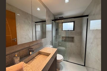 Casa à venda com 3 quartos, 161m² em Piratininga, Niterói