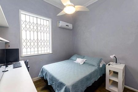 Casa à venda com 4 quartos, 180m² em São Domingos, Niterói