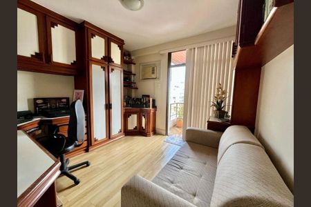 Apartamento à venda com 3 quartos, 170m² em Icaraí, Niterói