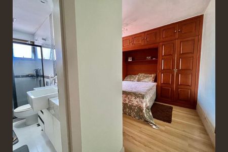 Apartamento à venda com 3 quartos, 170m² em Icaraí, Niterói
