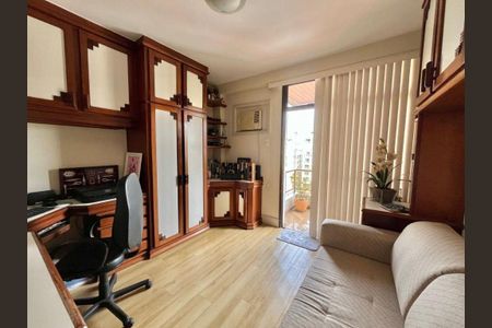 Apartamento à venda com 3 quartos, 170m² em Icaraí, Niterói