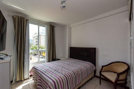 Apartamento à venda com 4 quartos, 160m² em Itaipu, Niterói