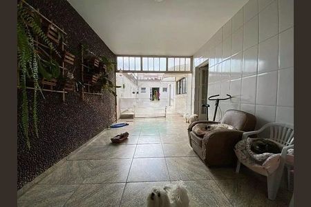 Casa à venda com 3 quartos, 250m² em Cerâmica, São Caetano do Sul