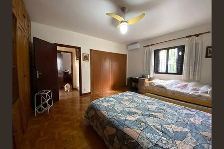 Casa à venda com 3 quartos, 250m² em Cerâmica, São Caetano do Sul