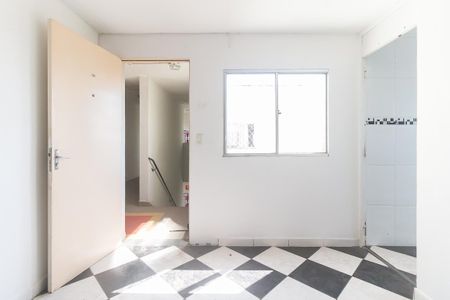 Sala de apartamento para alugar com 2 quartos, 48m² em Conjunto Residencial do Bosque, Mogi das Cruzes