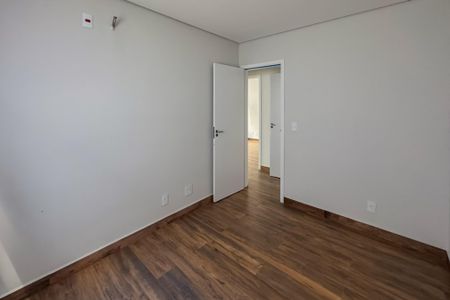 Quarto 2 de apartamento à venda com 3 quartos, 160m² em Itapoã, Belo Horizonte