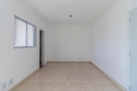 Apartamento para alugar com 33m², 1 quarto e sem vagaSala/Quarto