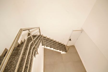 Apartamento à venda com 146m², 2 quartos e 2 vagasescada