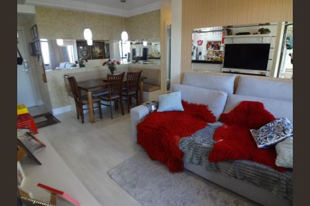 Sala de apartamento para alugar com 2 quartos, 58m² em Capão Raso, Curitiba