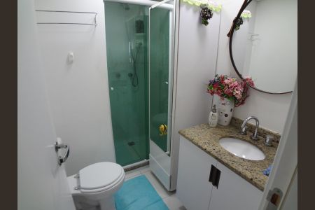 Banheiro Social de apartamento para alugar com 2 quartos, 58m² em Capão Raso, Curitiba