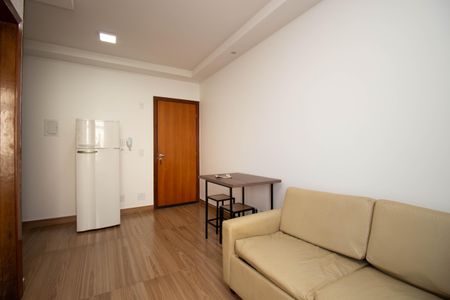 Sala de kitnet/studio para alugar com 1 quarto, 29m² em Asa Norte, Brasília