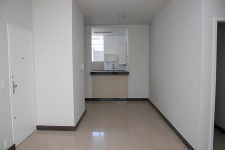 Sala de apartamento para alugar com 3 quartos, 100m² em Santa Efigênia, Belo Horizonte
