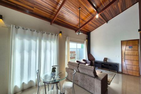 Sala de casa de condomínio para alugar com 4 quartos, 360m² em Swiss Park, Campinas
