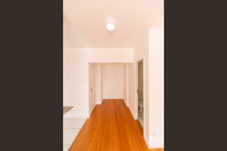 Sala de kitnet/studio para alugar com 1 quarto, 40m² em Tamboré, Barueri