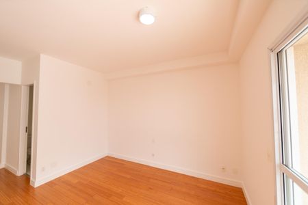 Sala de kitnet/studio para alugar com 1 quarto, 40m² em Tamboré, Barueri