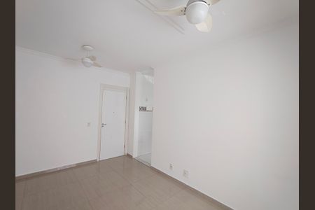Sala de apartamento para alugar com 2 quartos, 55m² em Barra Olímpica, Rio de Janeiro