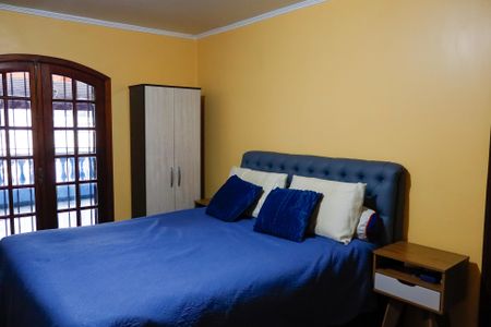 Quarto 1 - Suíte de casa à venda com 3 quartos, 234m² em Vila Pires, Osasco
