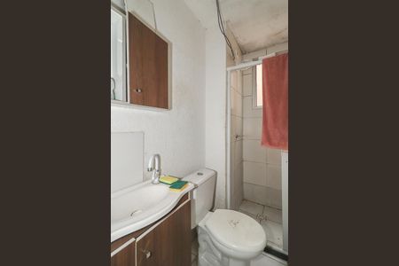 Banheiro de apartamento à venda com 2 quartos, 40m² em Sarandi, Porto Alegre