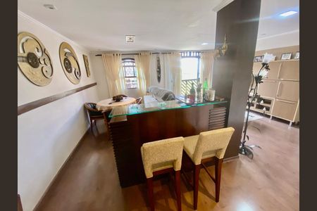 Detalhe Sala de casa para alugar com 1 quarto, 250m² em Marapé, Santos