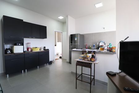 Sala de apartamento para alugar com 2 quartos, 69m² em Novo Mundo, Uberlândia