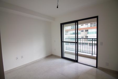 Sala / Quarto - Studio de kitnet/studio à venda com 1 quarto, 24m² em Vila Cordeiro, São Paulo